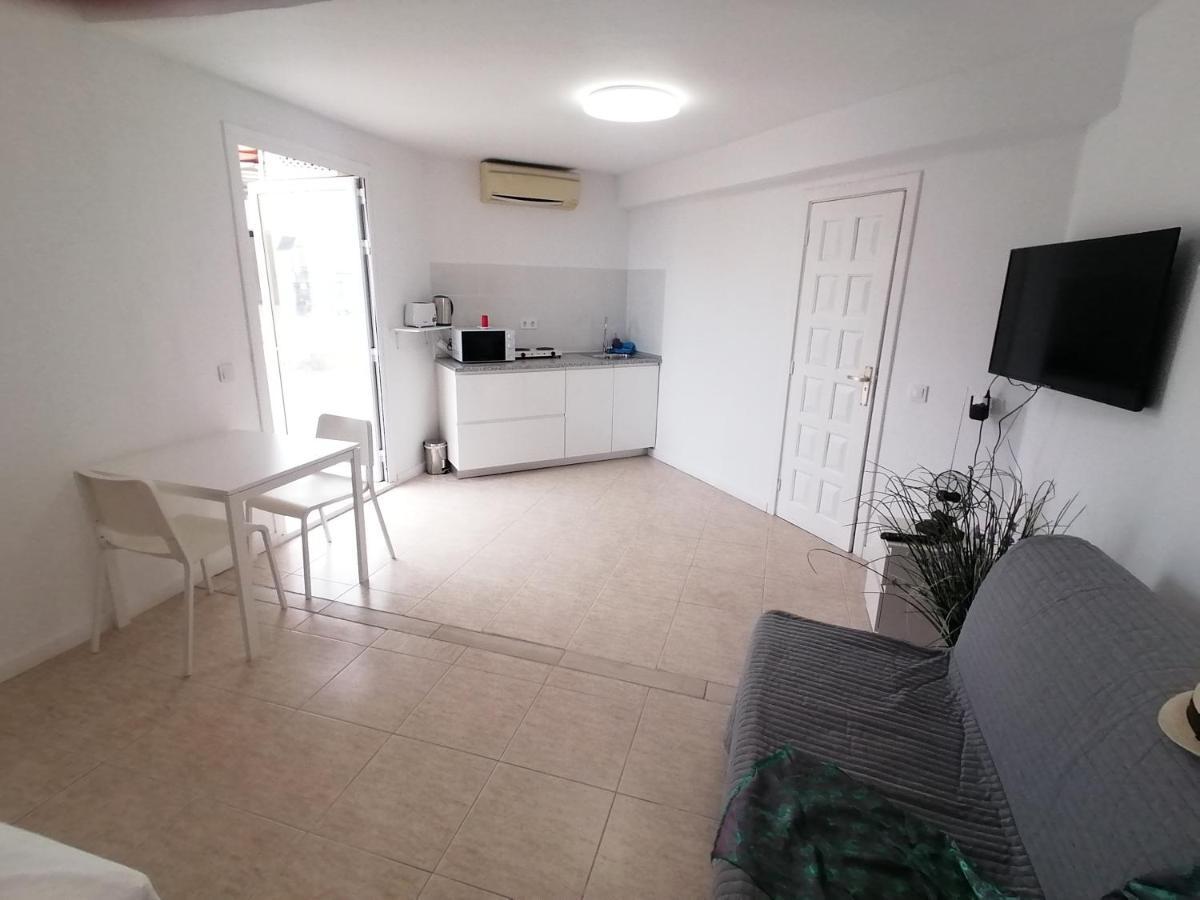Small Studio, 50 M Front Of The Ocean & Free Wifi Playa Fanabe Exterior photo